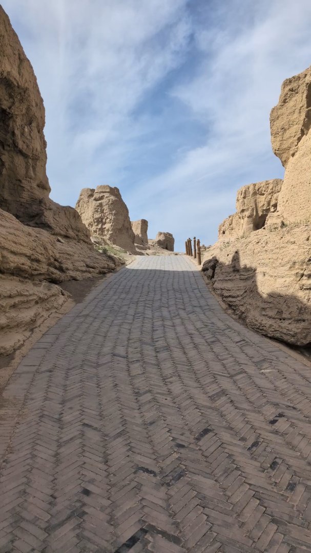 Day 30: Tour to Jiaohe and Aydinköl - 12.000 km - The Complete Silk Road #silkroad