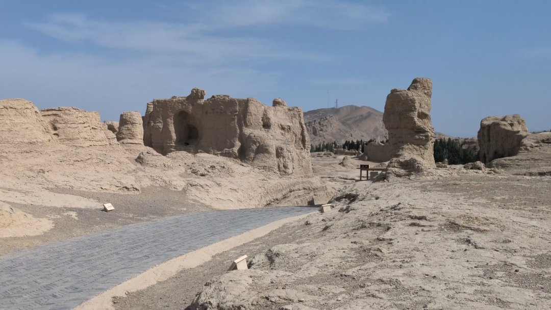 Day 30: Tour to Jiaohe and Aydinköl - 12.000 km - The Complete Silk Road #silkroad