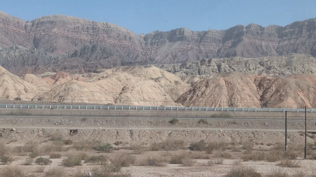 Day 31+32: Through the Taklamakan to Kashgar - 12.000 km - The Complete Silk Road #silkroad
