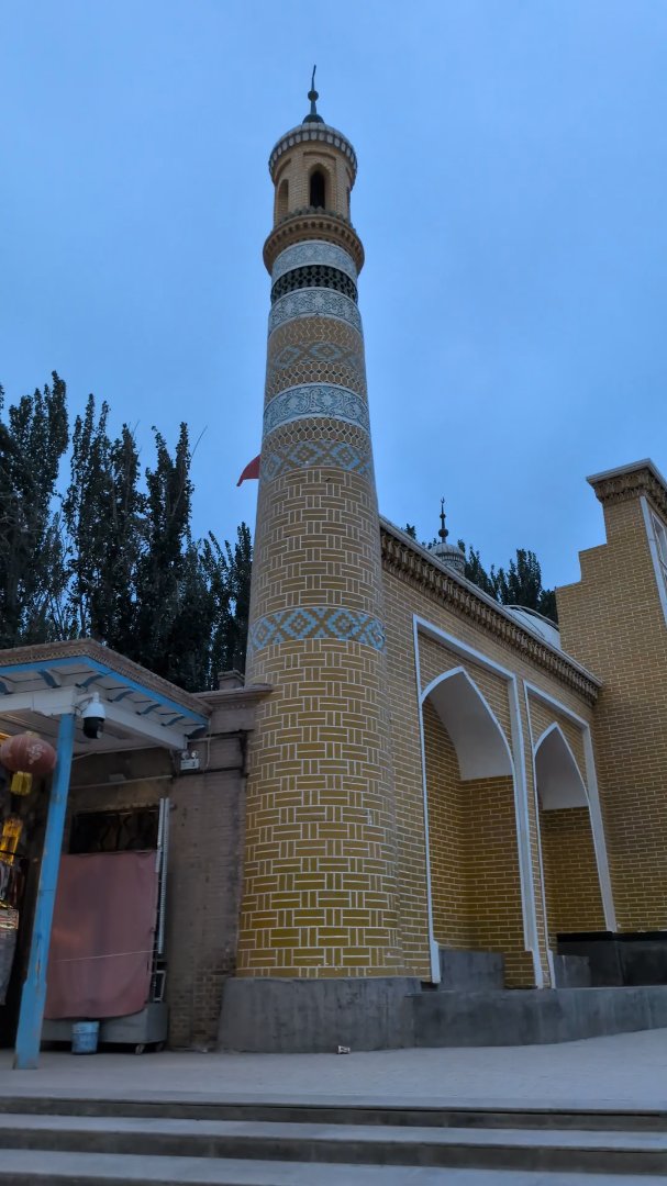 Day 33: Kashgar, Gate to the Silkroad - 12.000 km - The Complete Silk Road #silkroad