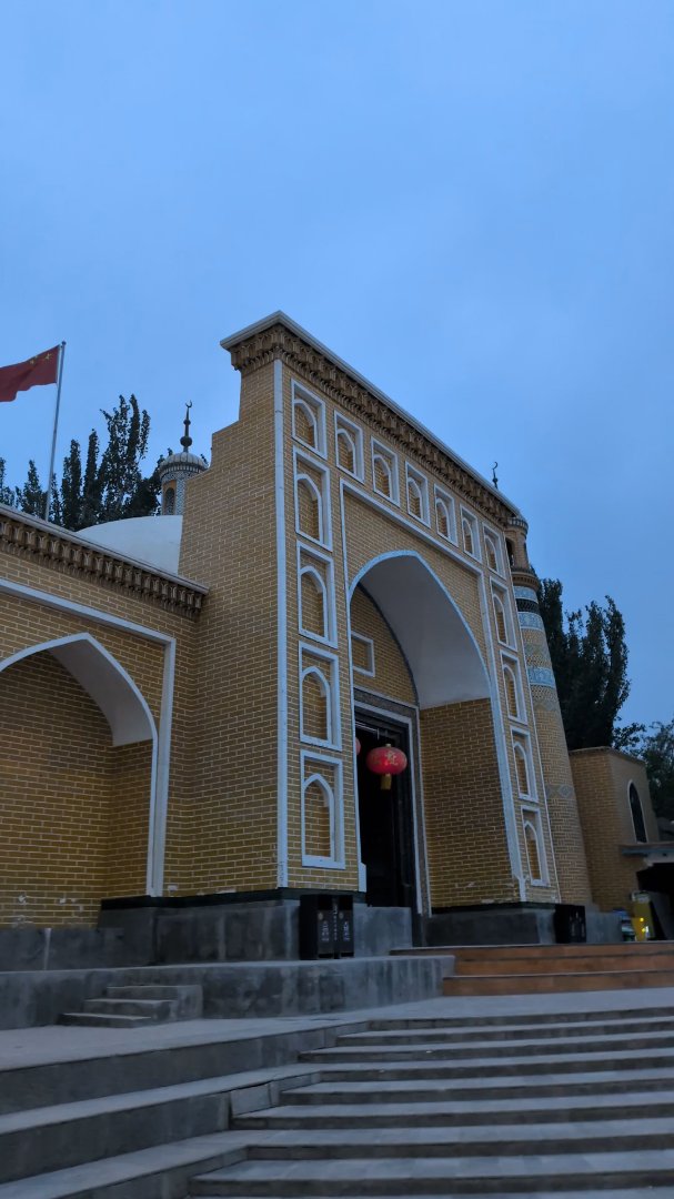 Day 33: Kashgar, Gate to the Silkroad - 12.000 km - The Complete Silk Road #silkroad