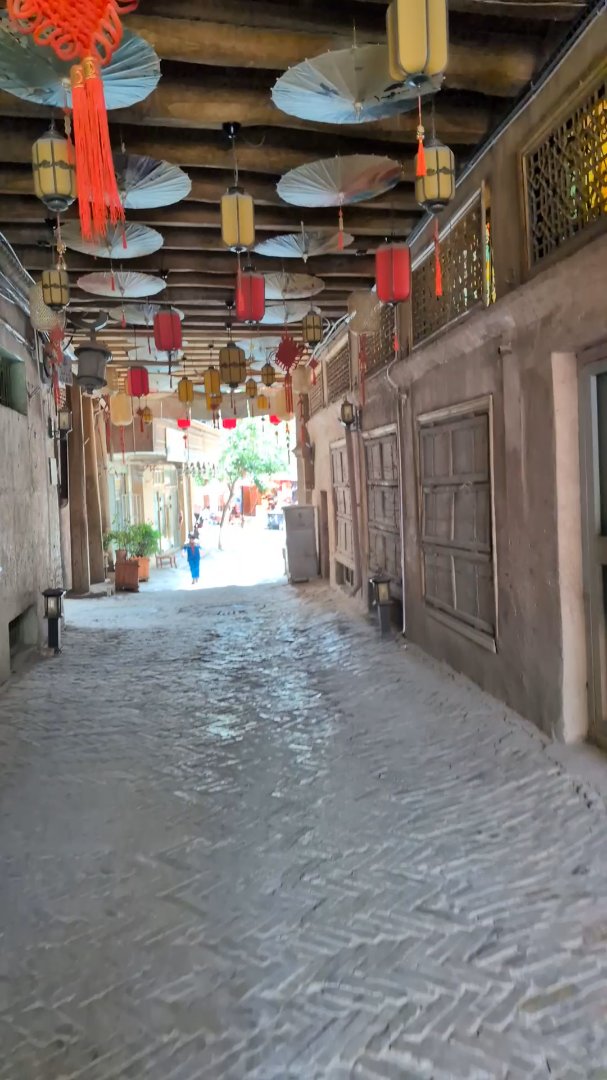 Day 33: Kashgar, Gate to the Silkroad - 12.000 km - The Complete Silk Road #silkroad