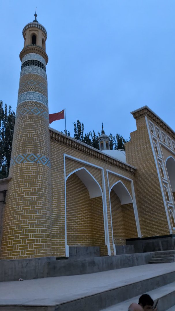 Day 33: Kashgar, Gate to the Silkroad - 12.000 km - The Complete Silk Road #silkroad