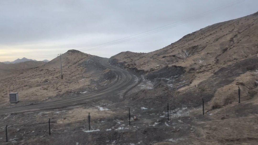 Day 34+35+36: 44 hours on a train: Taklamakan and Parts of Tibet - 12.000 km - The Complete Silk Road #silkroad