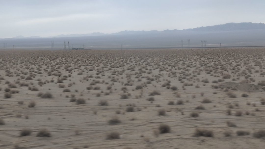 Day 34+35+36: 44 hours on a train: Taklamakan and Parts of Tibet - 12.000 km - The Complete Silk Road #silkroad