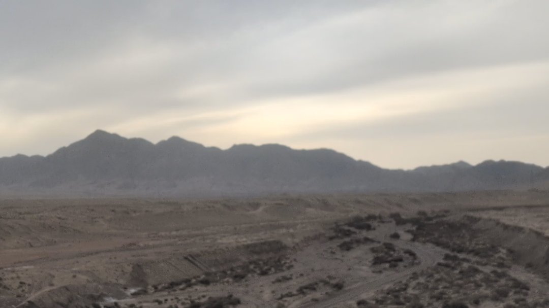 Day 34+35+36: 44 hours on a train: Taklamakan and Parts of Tibet - 12.000 km - The Complete Silk Road #silkroad