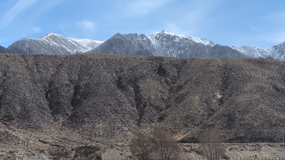 Day 34+35+36: 44 hours on a train: Taklamakan and Parts of Tibet - 12.000 km - The Complete Silk Road #silkroad