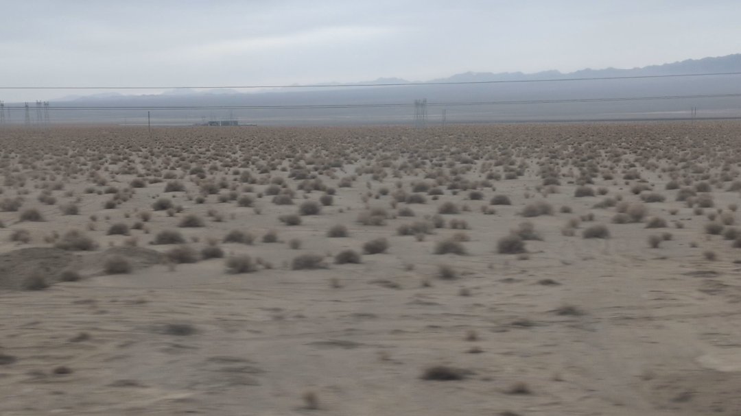 Day 34+35+36: 44 hours on a train: Taklamakan and Parts of Tibet - 12.000 km - The Complete Silk Road #silkroad