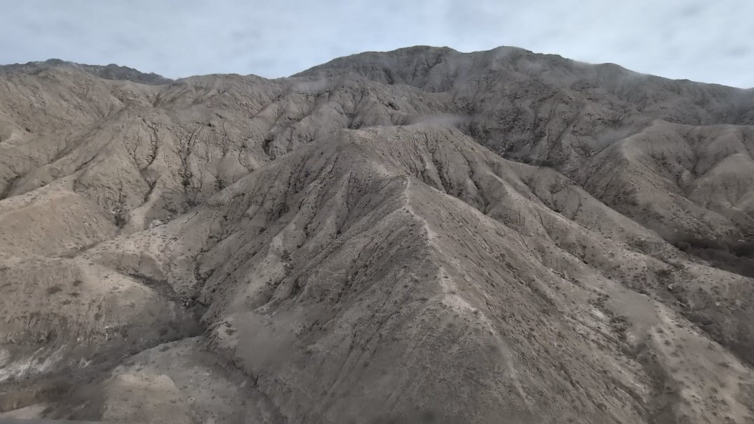 Day 34+35+36: 44 hours on a train: Taklamakan and Parts of Tibet - 12.000 km - The Complete Silk Road #silkroad