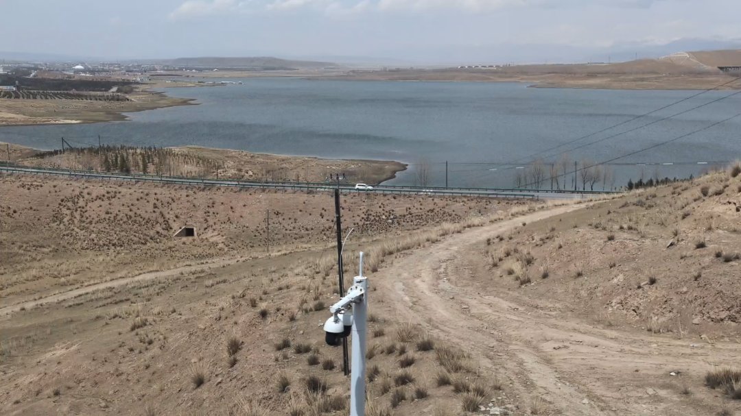Day 34+35+36: 44 hours on a train: Taklamakan and Parts of Tibet - 12.000 km - The Complete Silk Road #silkroad