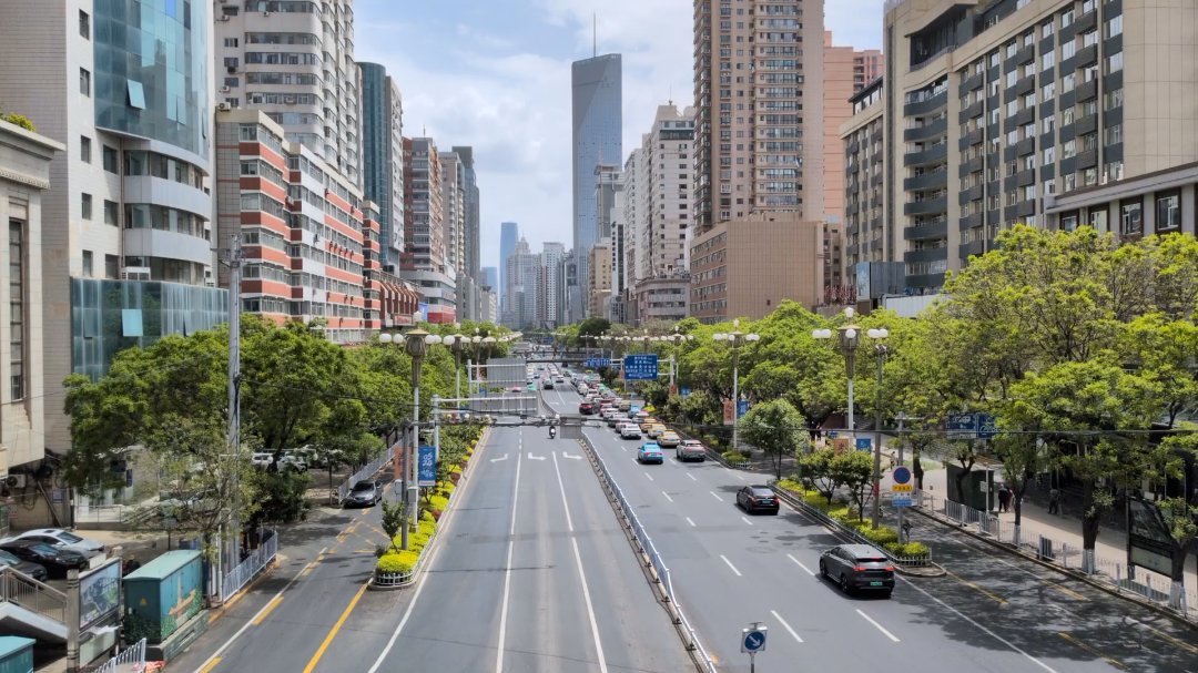 Day 38: Another Labour Day in Lanzhou - 20.000 km - Off to Singapore #homerun — Another Labour Day in Lanzhou