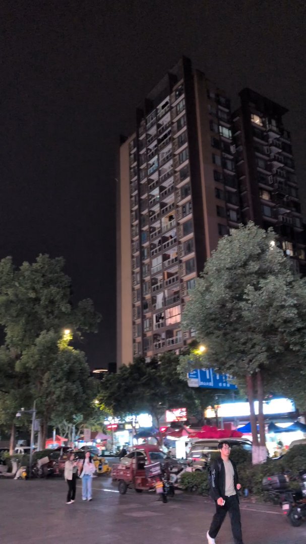 Day 39: Let's See Chongqing - 20.000 km - Off to Singapore #homerun