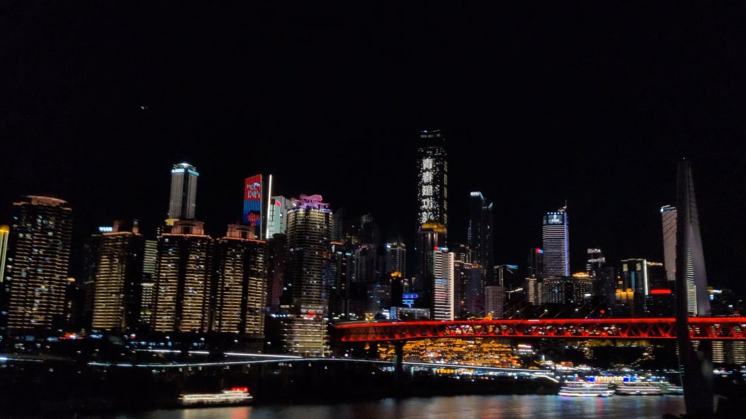 Day 40: Sightseeing and Drone Show in Chongqing - 20.000 km - Off to Singapore #homerun
