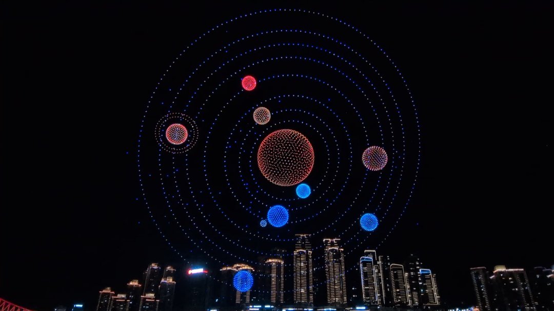 Day 40: Sightseeing and Drone Show in Chongqing - 20.000 km - Off to Singapore #homerun